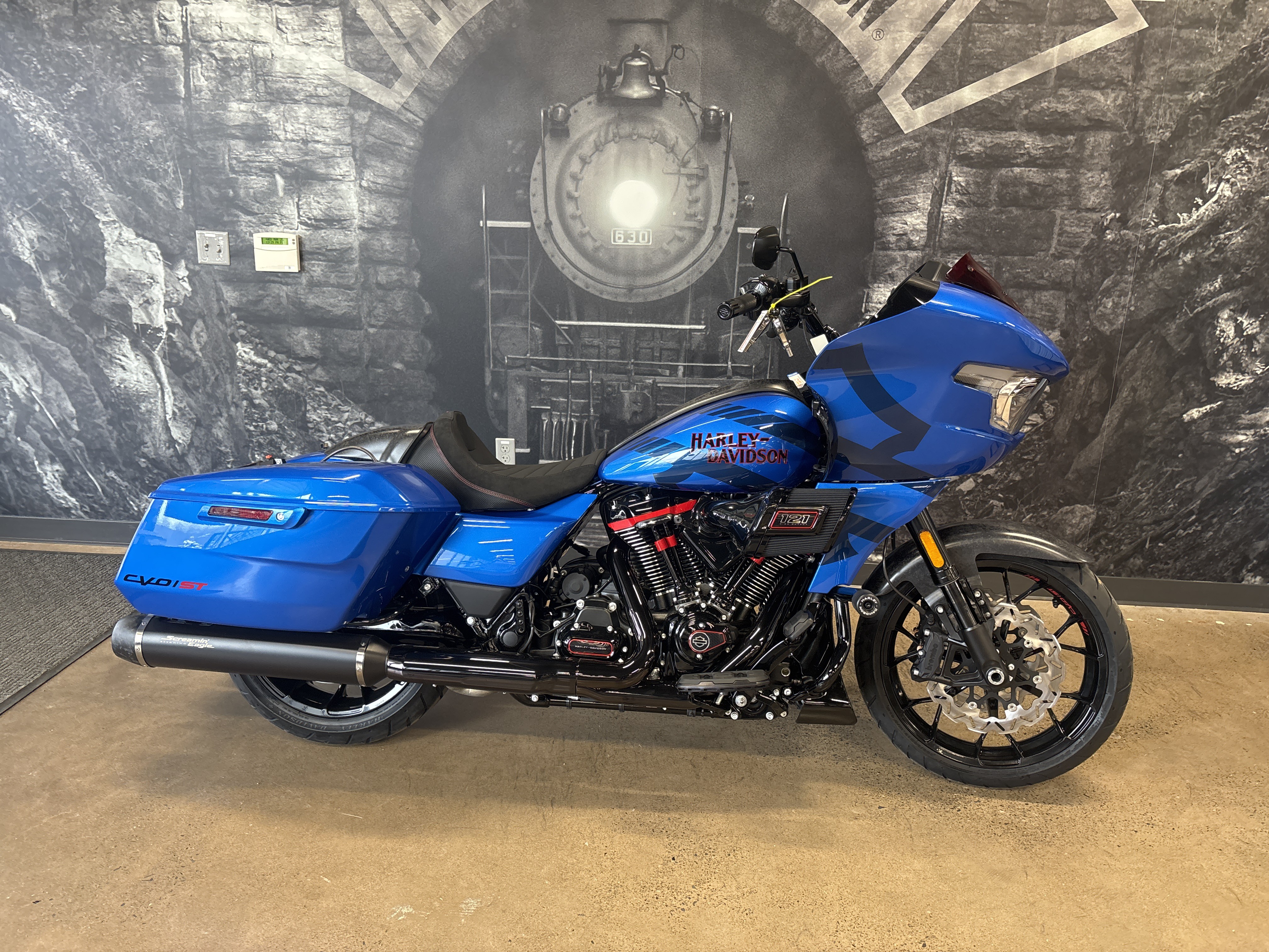 ハーレーダイナ用ホタテカール‼️ GENUINE HARLEY NEW FENDER TIP REAR 