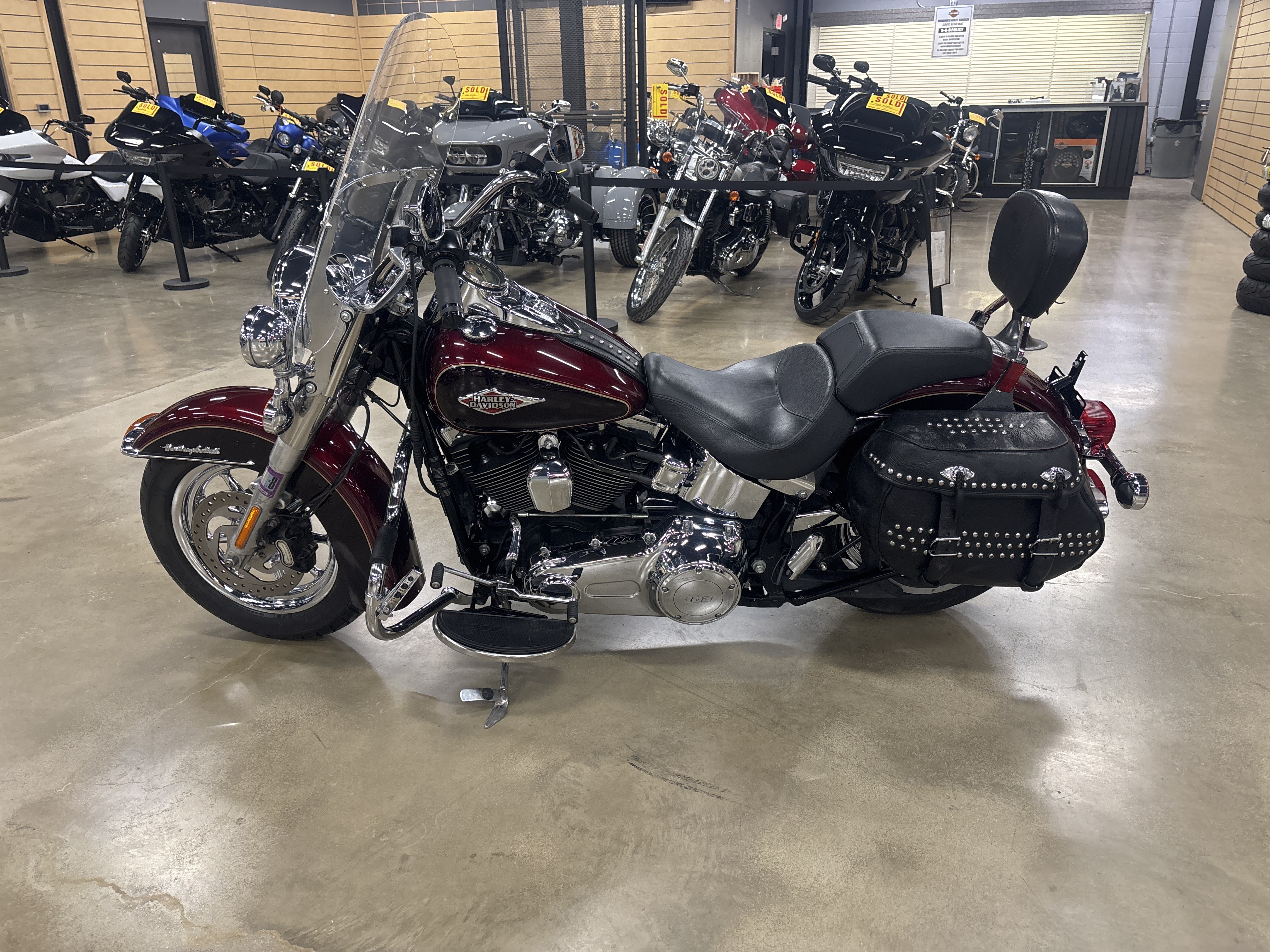 2015 Harley-Davidson Heritage Softail® Classic 3