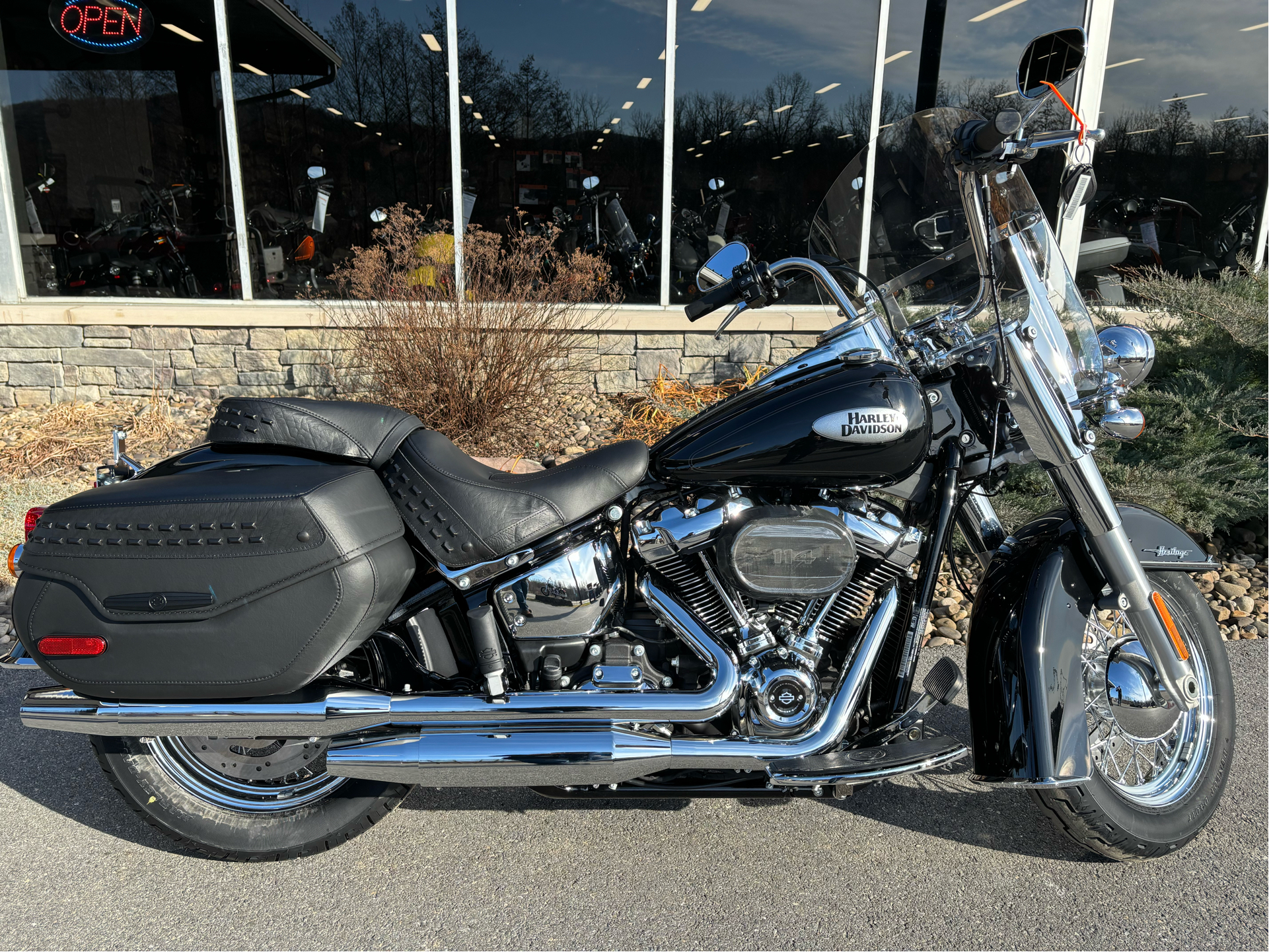 激レア HARLEY-DAVIDSON ブラック ビンテージバンダナ 1147 激レア HARLEY-DAVIDSON ブラック ビンテージバンダナ 1147