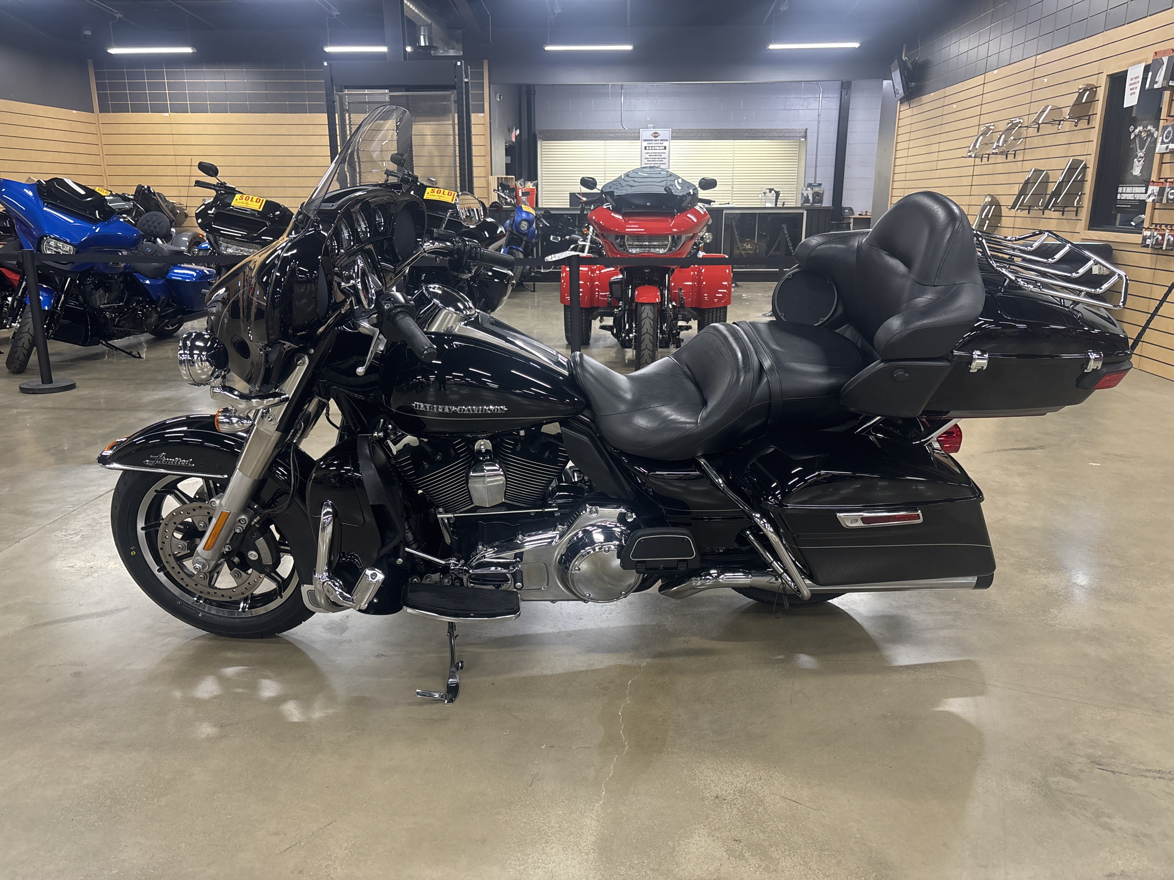 2015 Harley-Davidson Ultra Limited 3