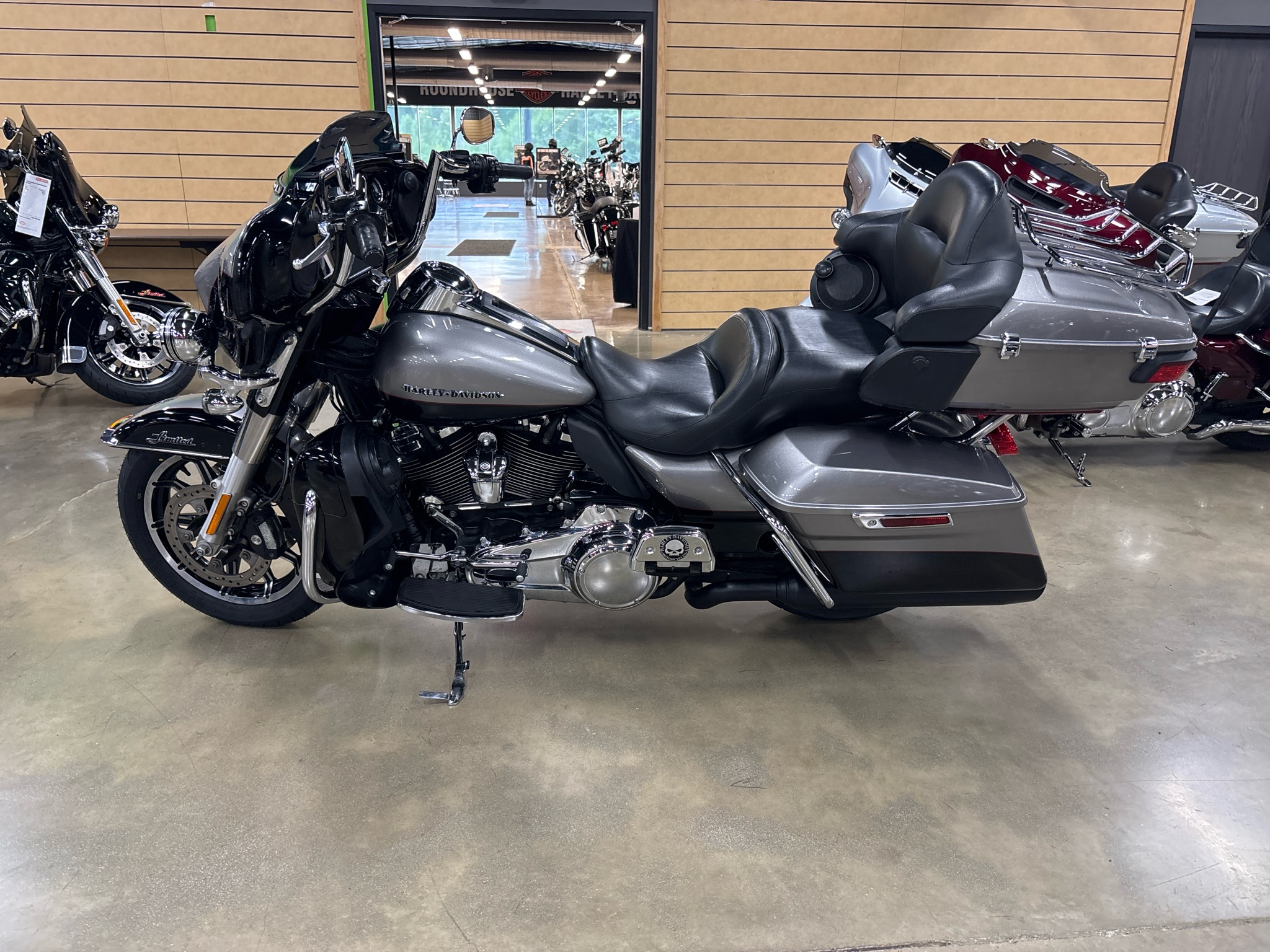 2017 Harley-Davidson Ultra Limited 3