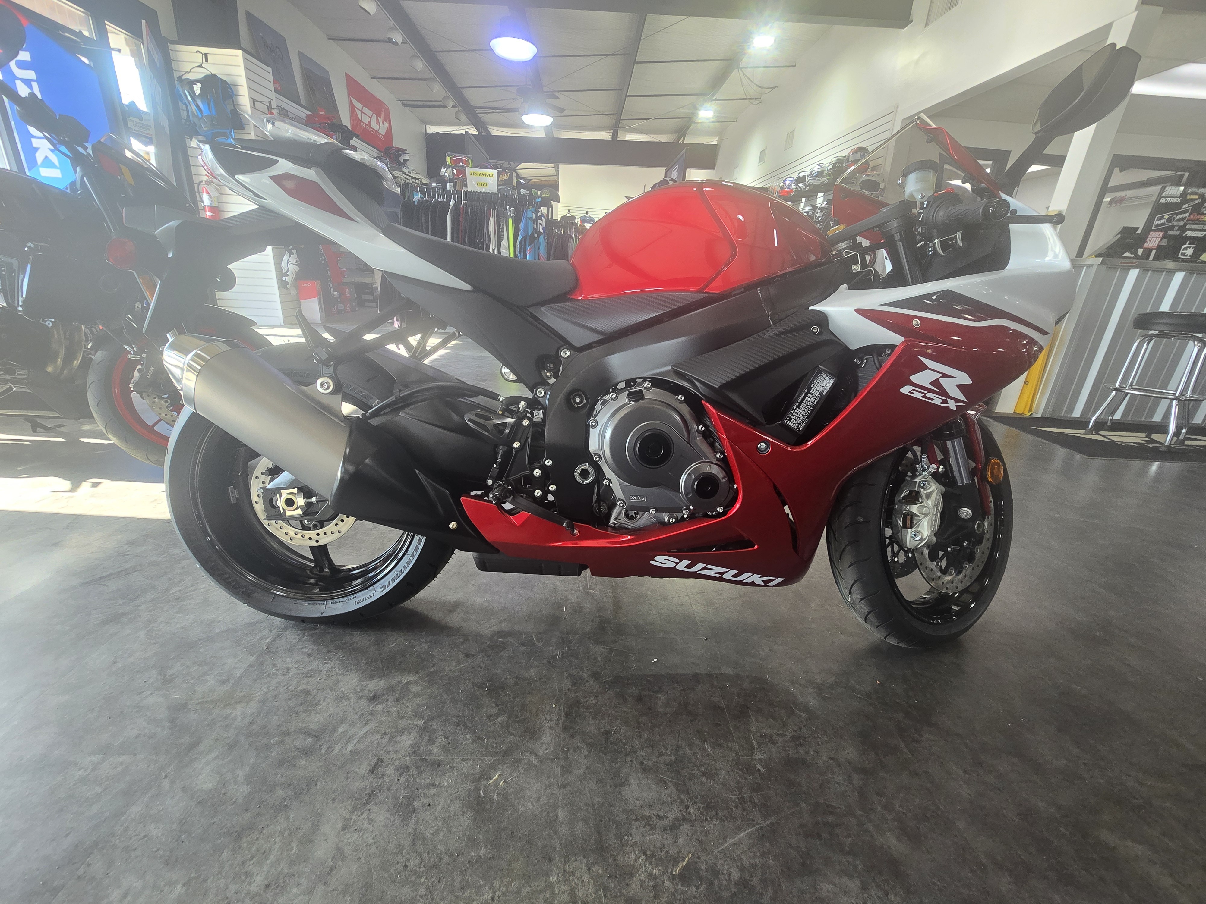 2027 Suzuki GSX-R600 2