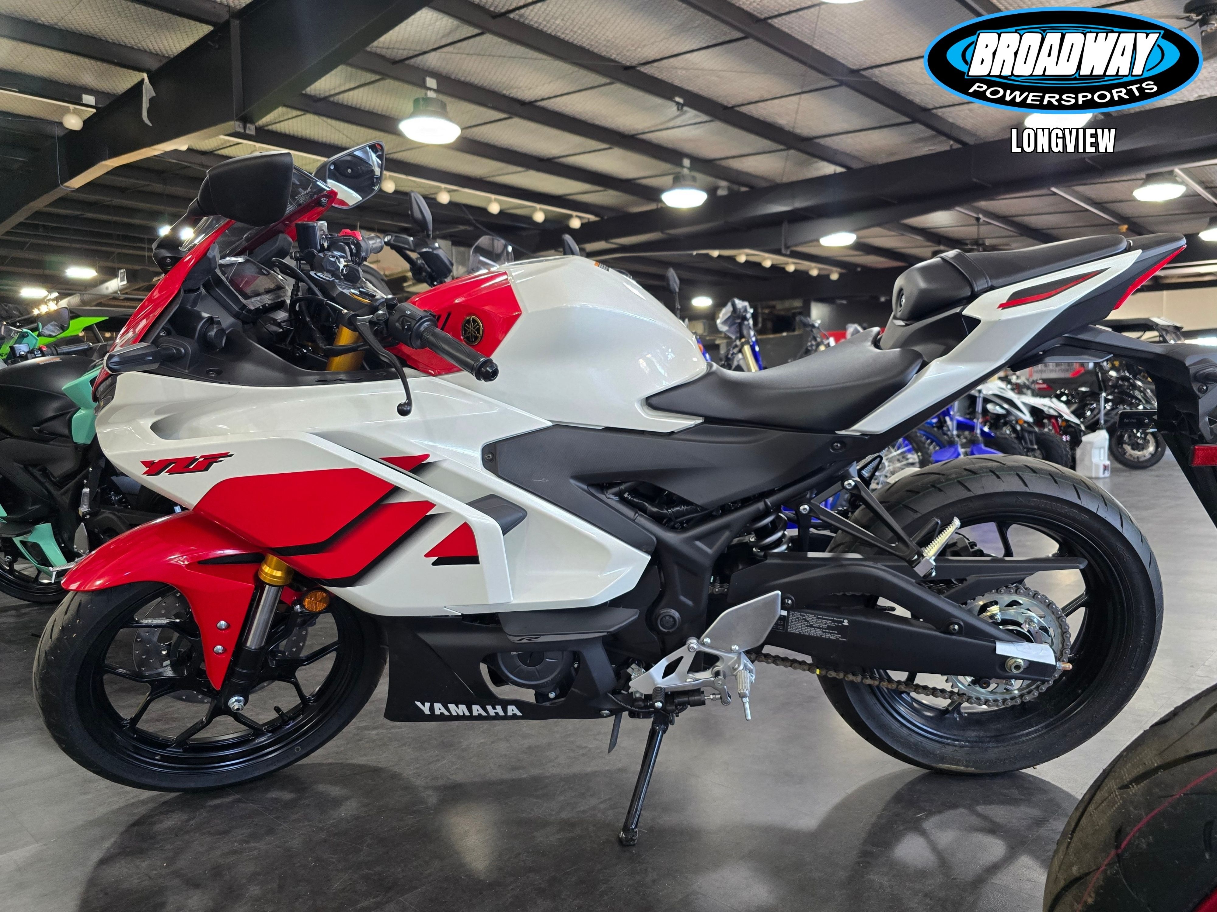 2026 Yamaha YZF-R3 1
