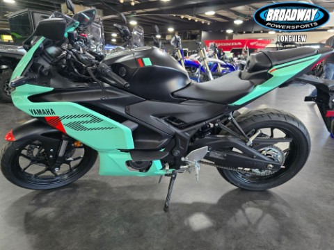 2026 Yamaha YZF-R3 — photo 1 of 8