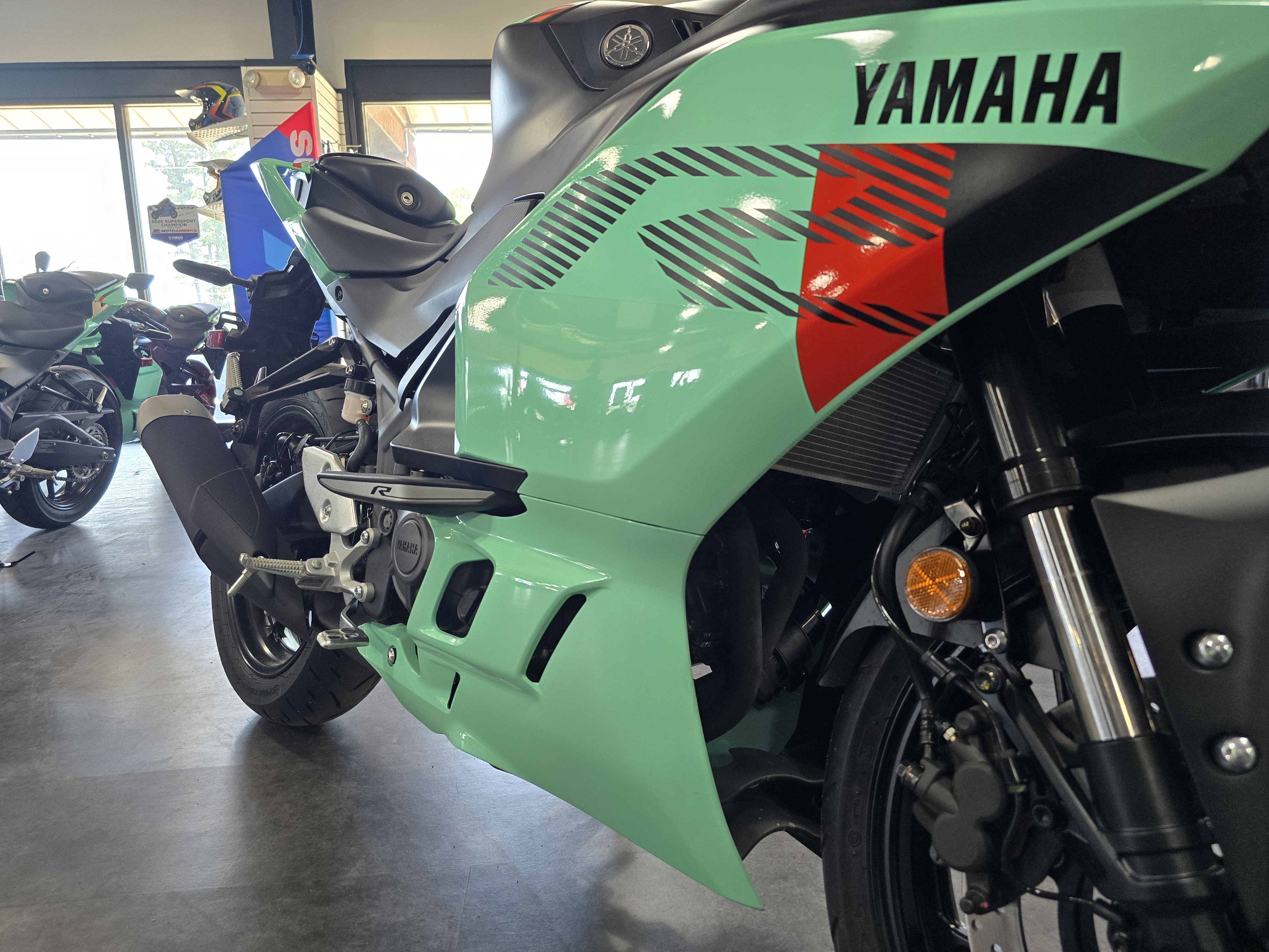 2026 Yamaha YZF-R3 7