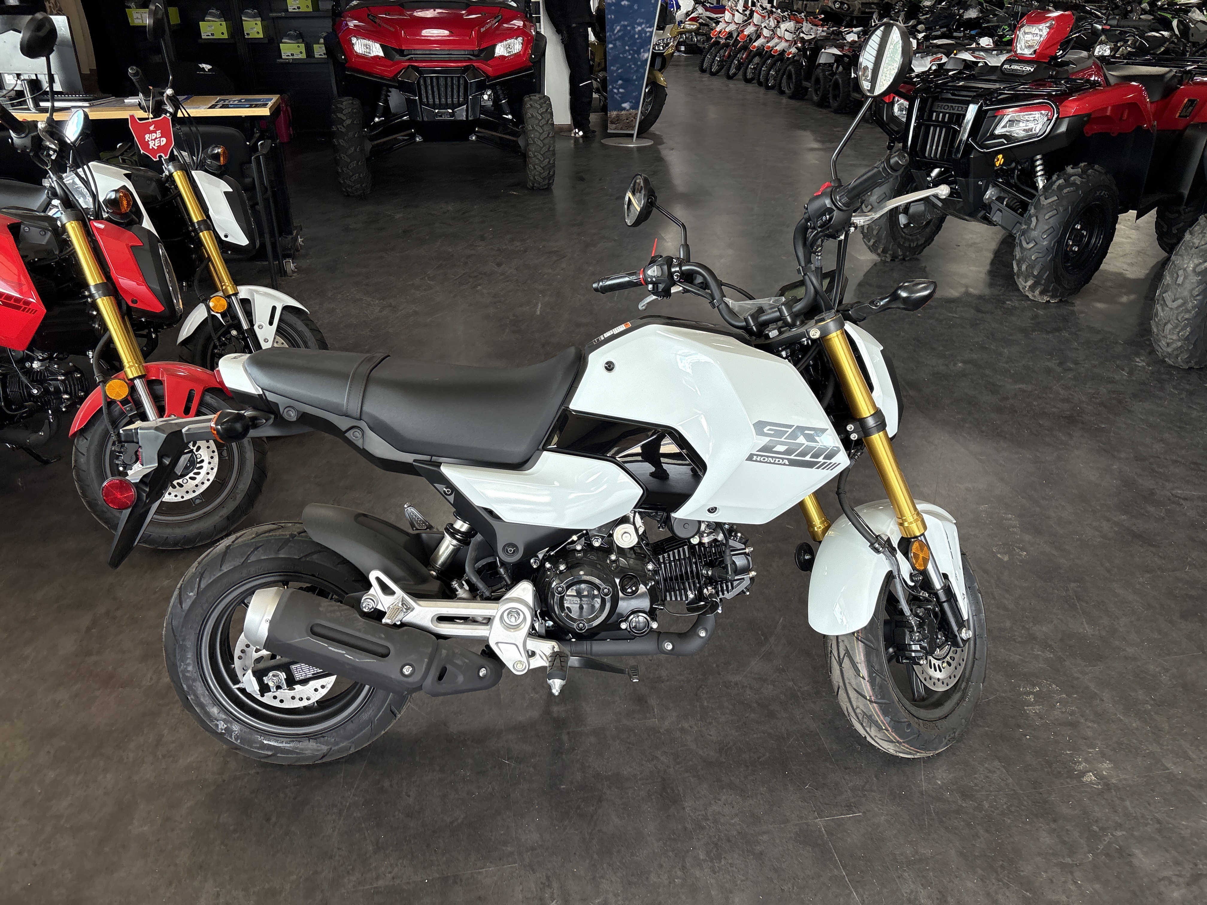 2025 Honda Grom ABS 2