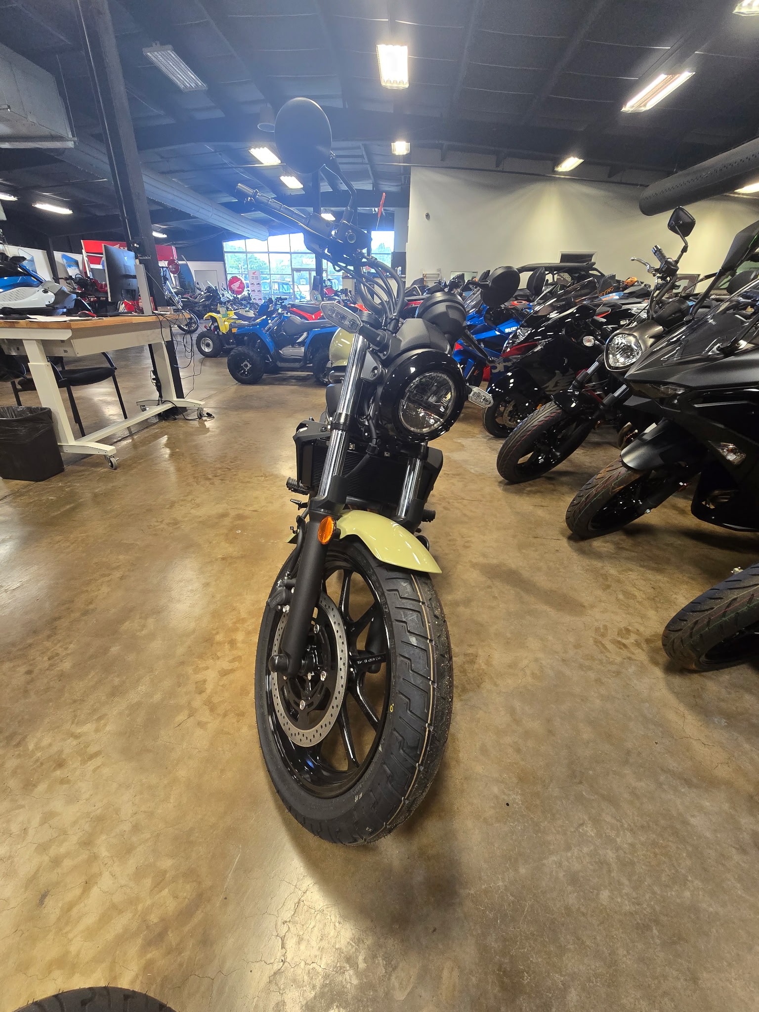 2025 Kawasaki Eliminator® 3