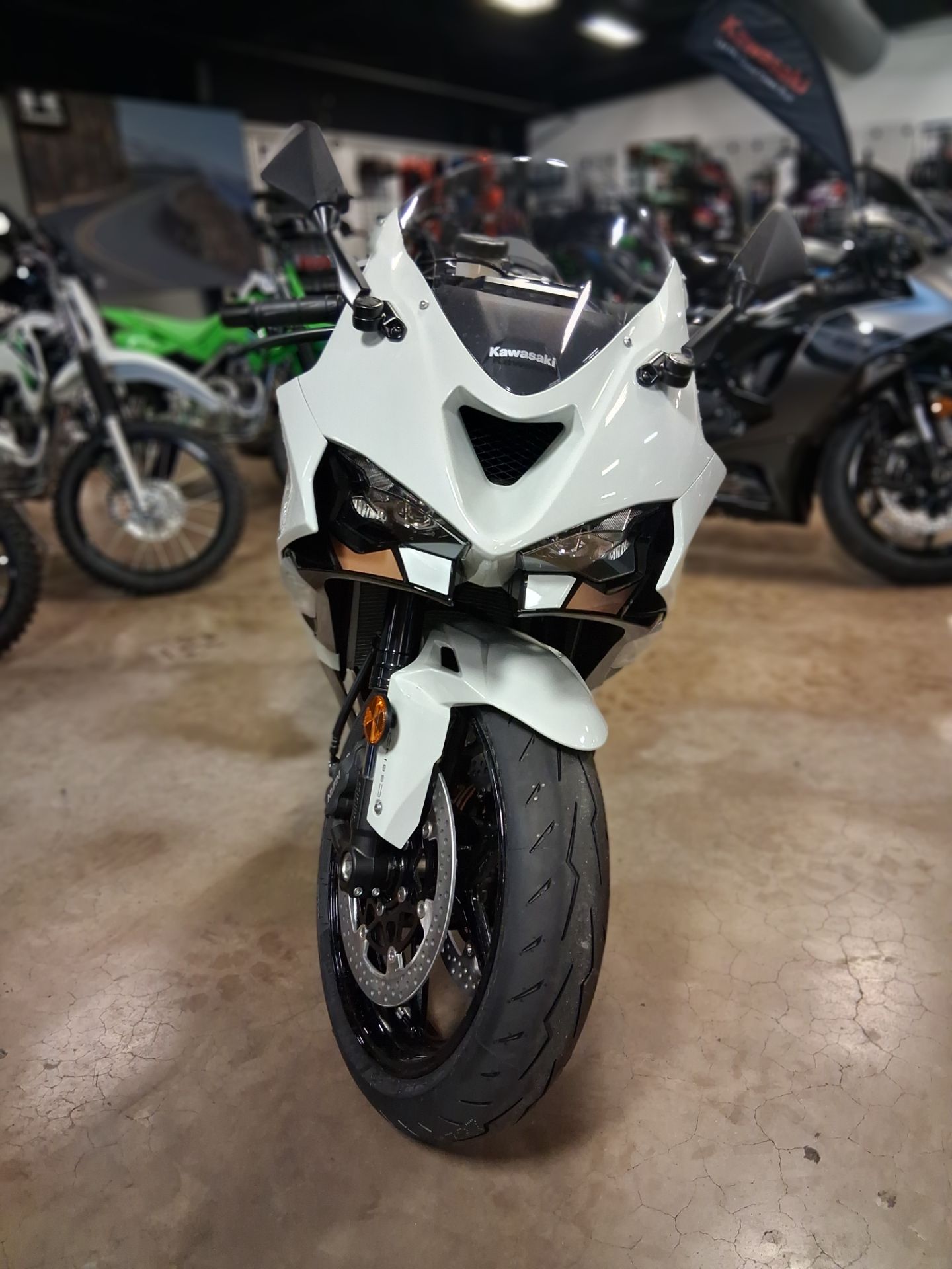 2026 Kawasaki Ninja® ZX-6R ABS 3