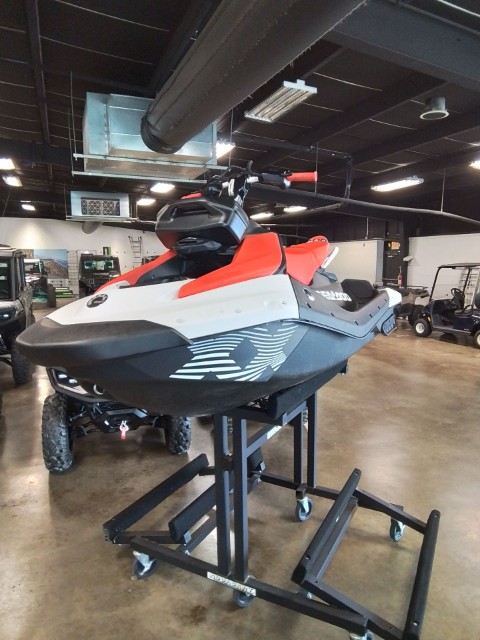 2025 Sea-Doo Spark for 3 90 hp + Convenience package with iBR and audio in option in Greenville, Texas - Photo 2