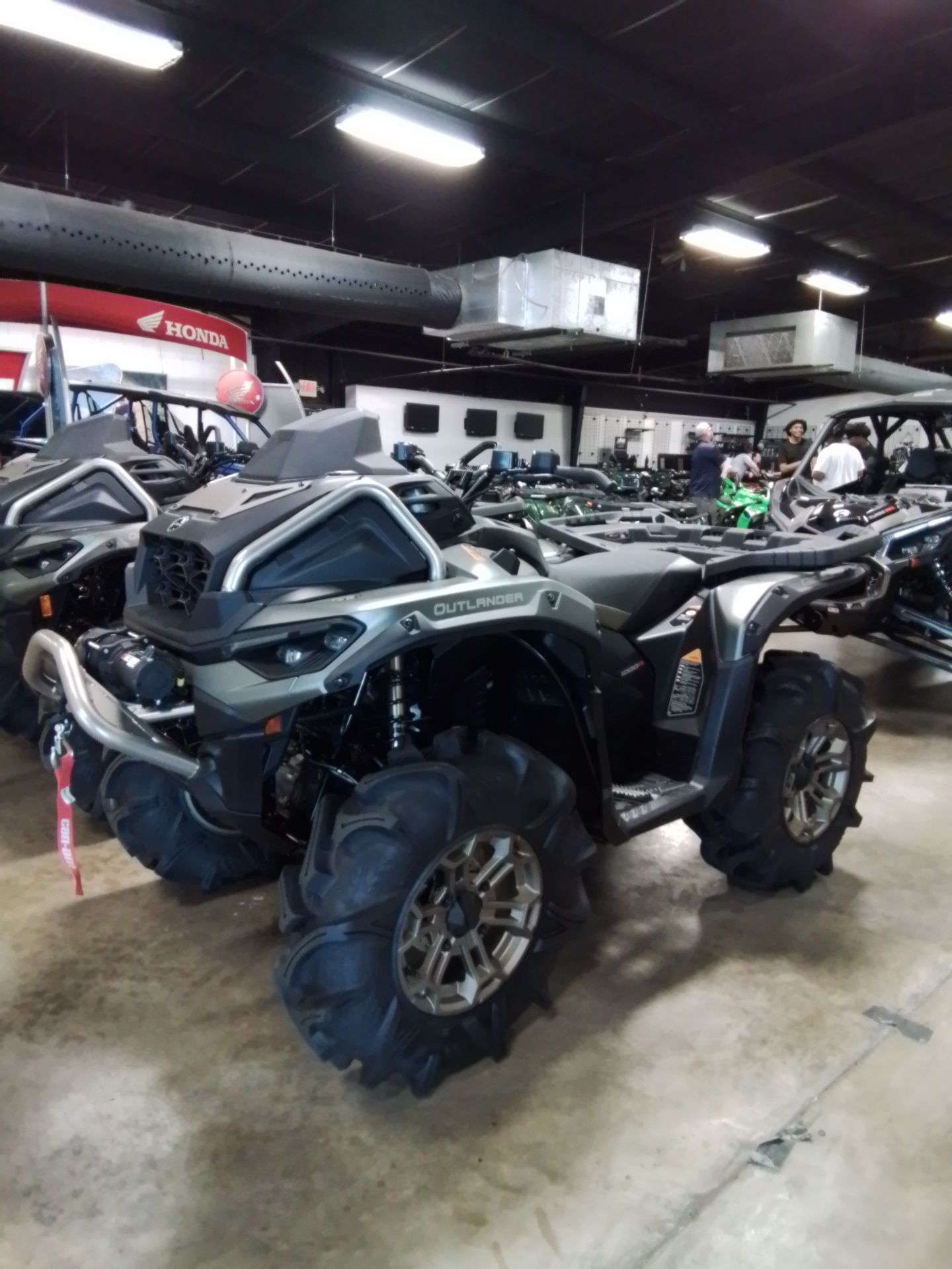 2026 Can-Am Outlander X MR 1000R in Greenville, Texas - Photo 4