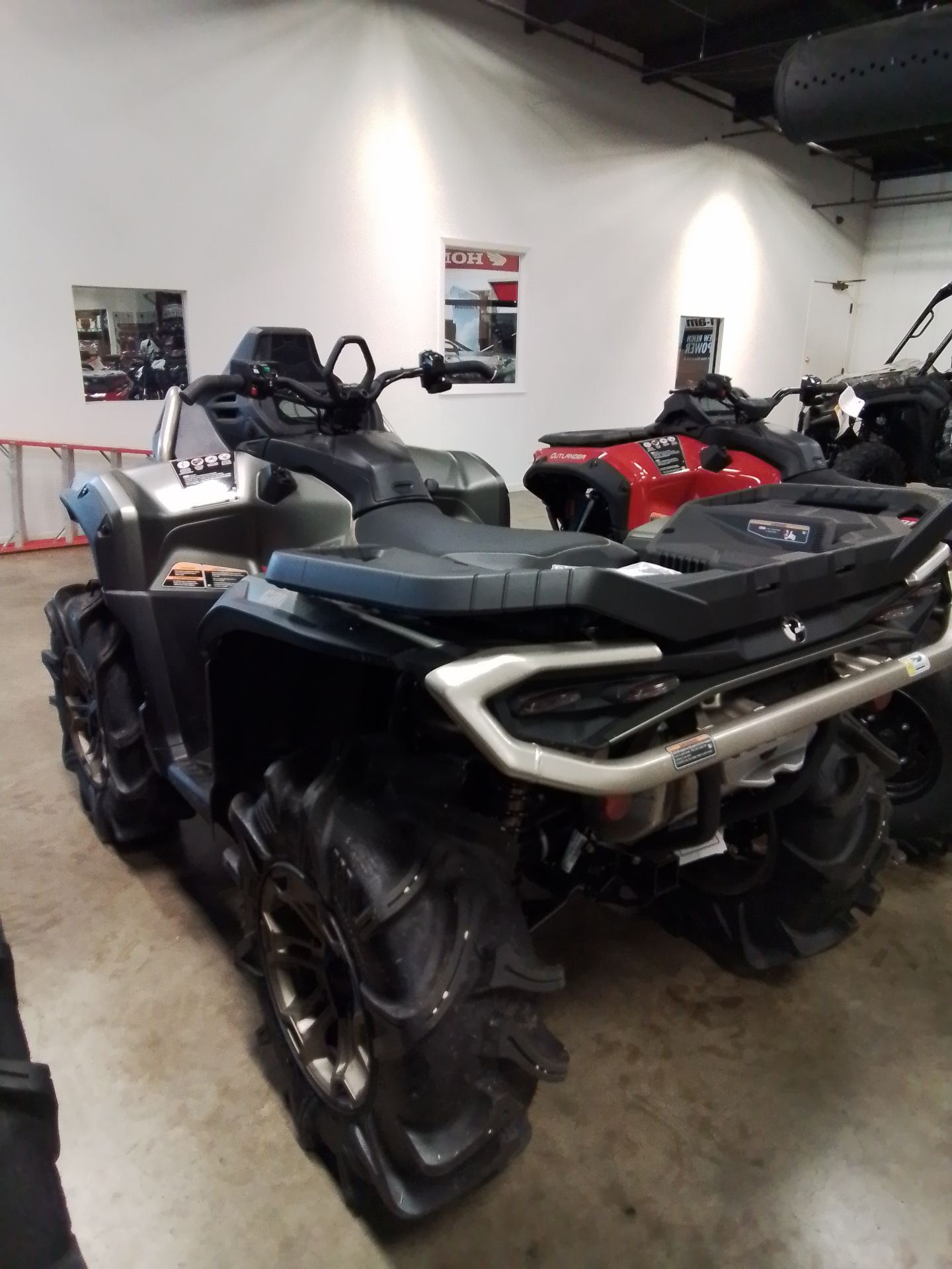 2026 Can-Am Outlander X MR 1000R in Greenville, Texas - Photo 4