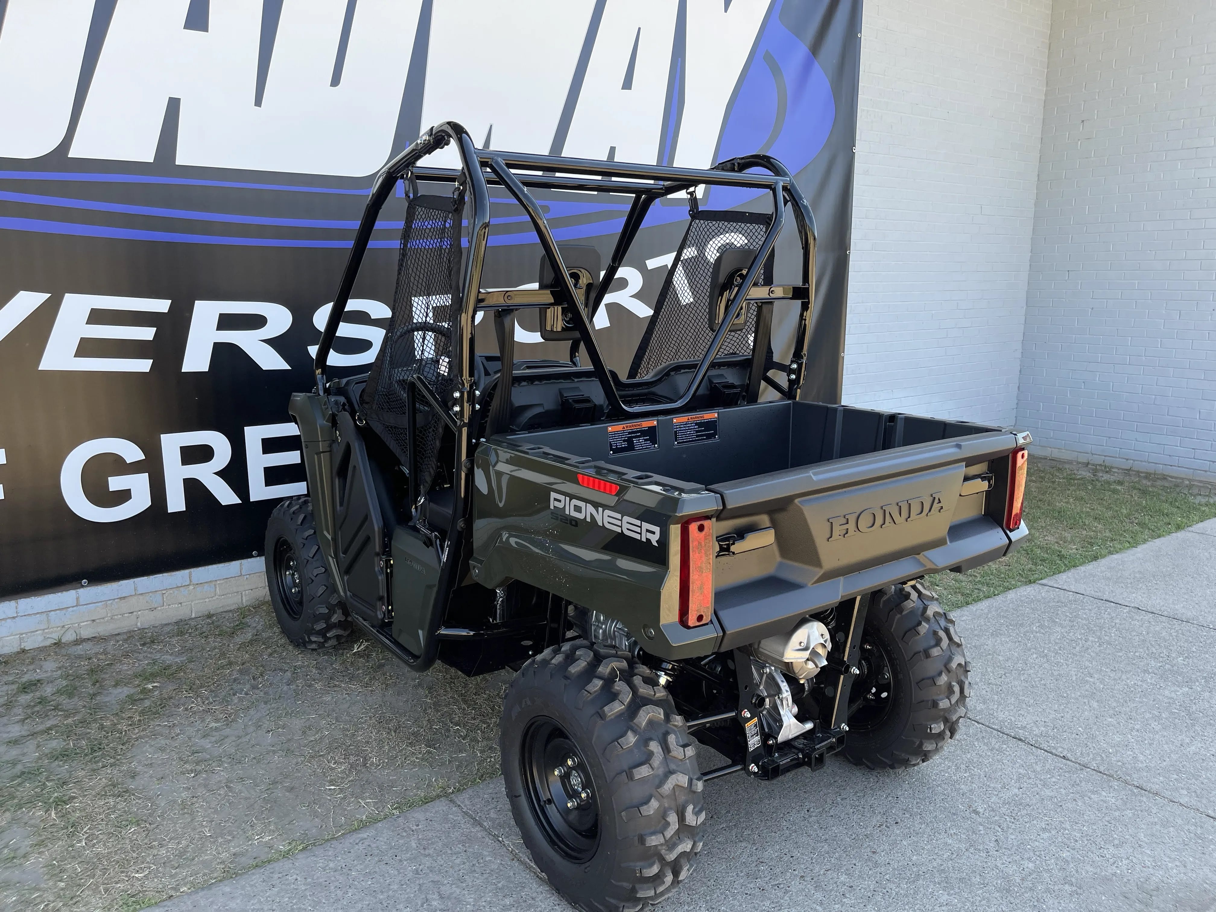 2026 Honda Pioneer 520 5
