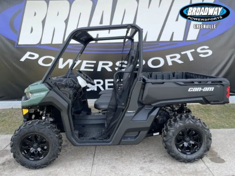 2026 Can-Am Defender DPS HD9