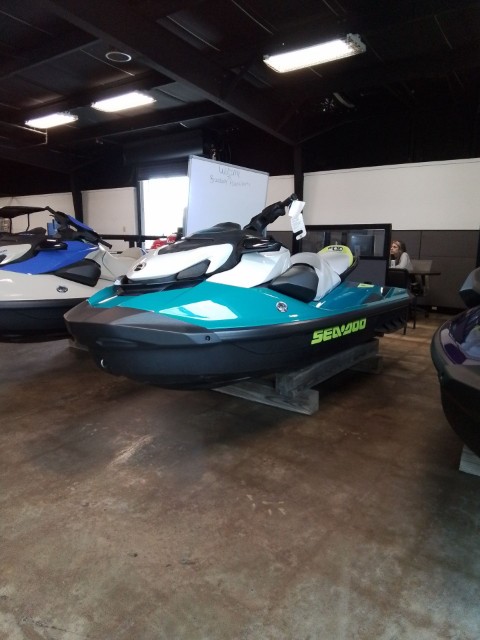 2025 Sea-Doo GTI SE 170 + Tech Package, audio, iDF, iBR in Greenville, Texas - Photo 2