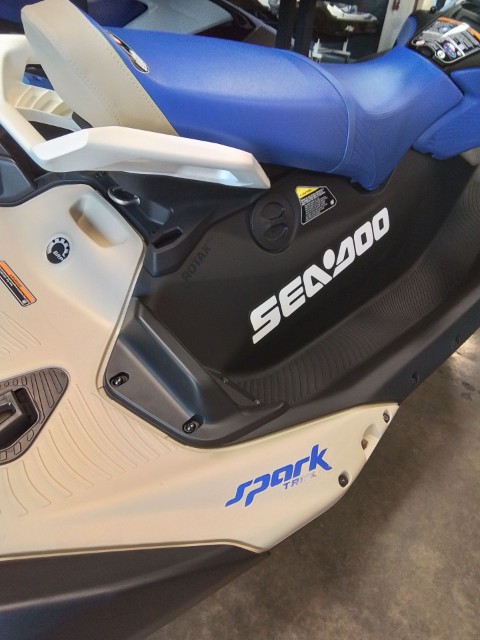 2025 Sea-Doo Spark Trixx for 3 + iBR and audio in option in Greenville, Texas - Photo 4
