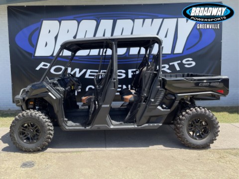 2026 Can-Am Defender MAX Lone Star HD11
