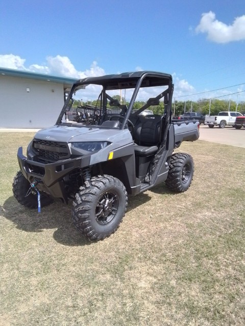 2026 Polaris Ranger XP 1000 Premium in Greenville, Texas - Photo 2
