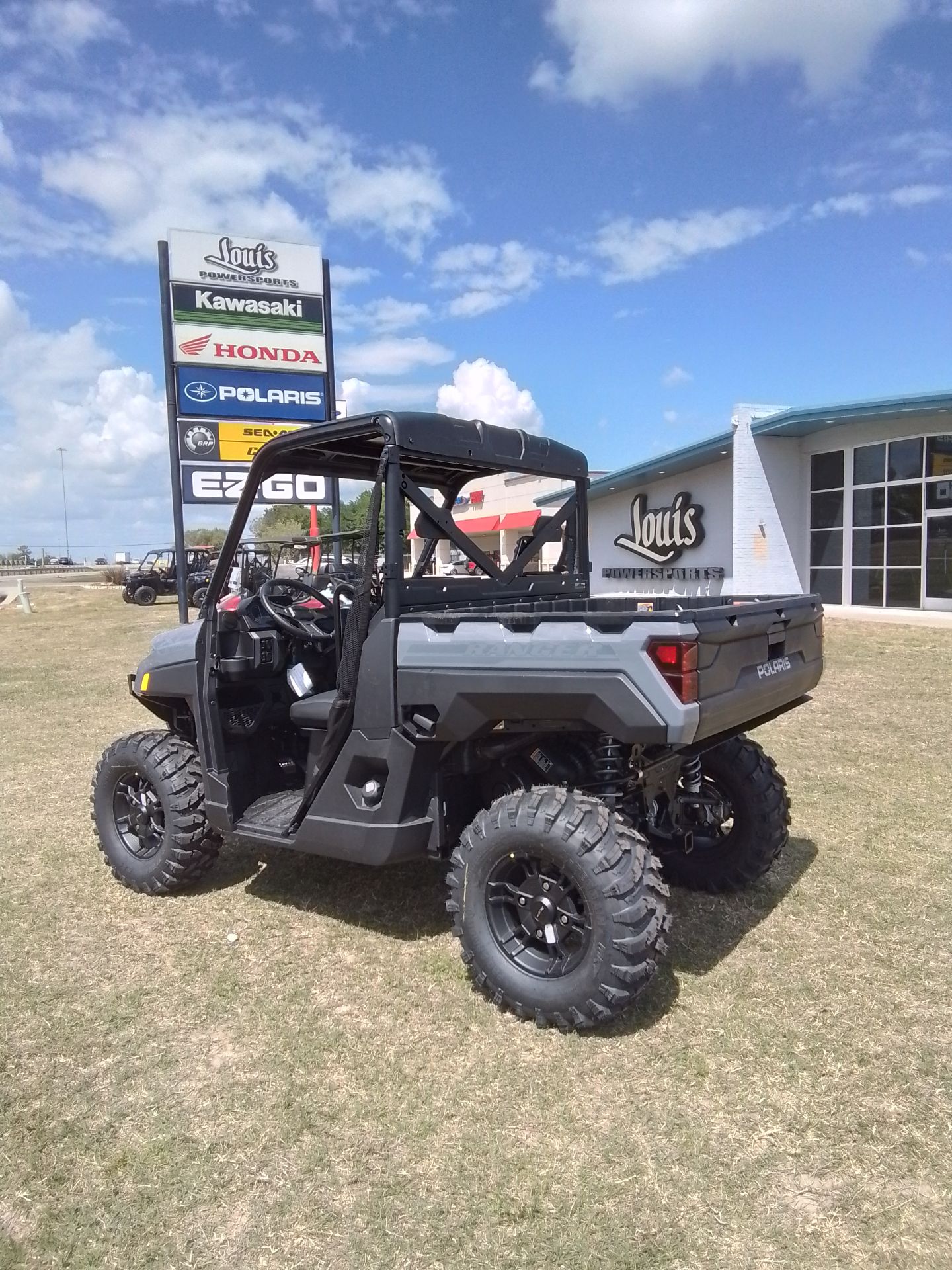 2026 Polaris Ranger XP 1000 Premium in Greenville, Texas - Photo 4