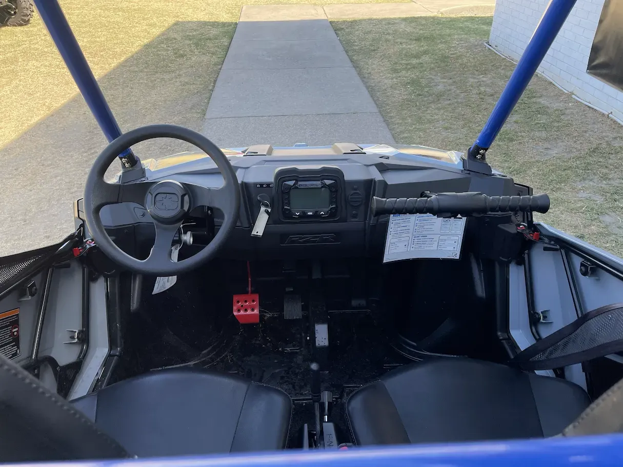 2026 Polaris RZR 200 EFI 7