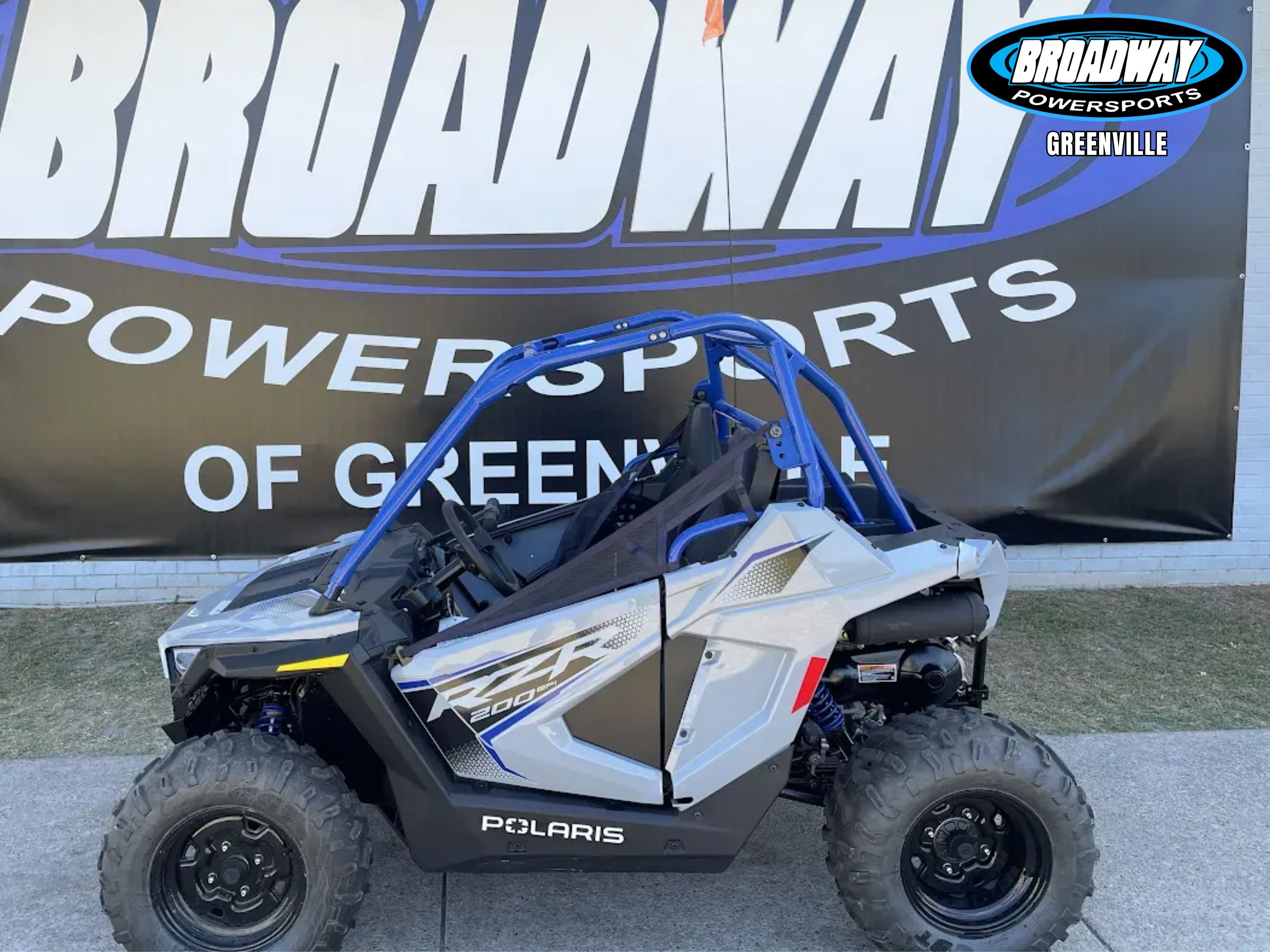 2026 Polaris RZR 200 EFI 1