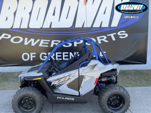 2026 Polaris RZR 200 EFI