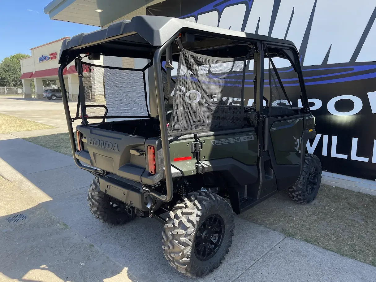 2026 Honda Pioneer 1000-5 Deluxe 4
