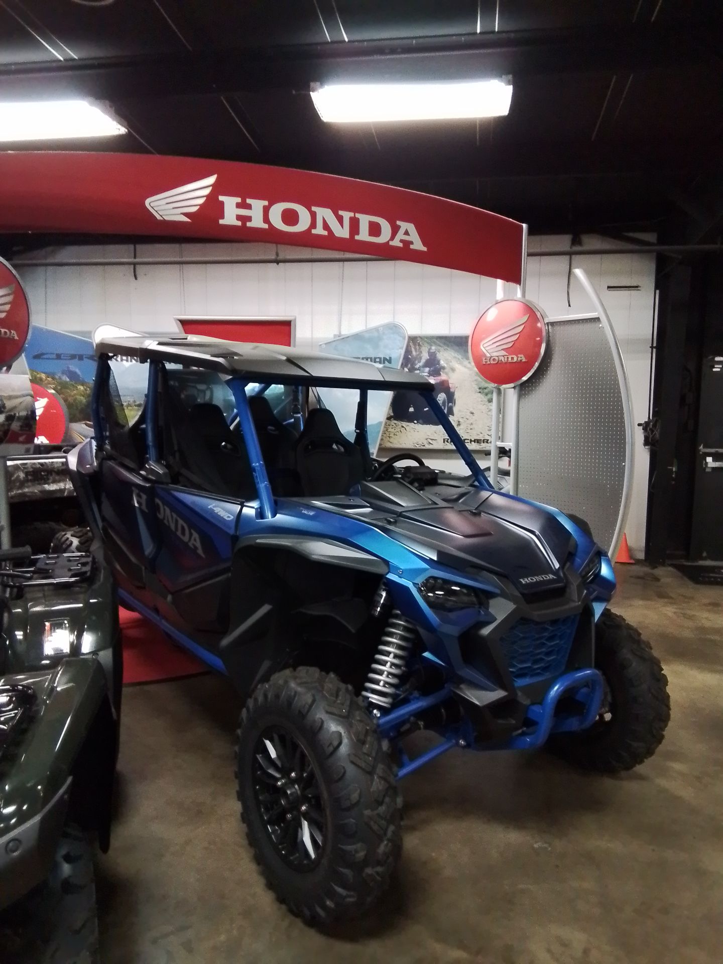 2025 Honda Talon 1000X-4 FOX Live Valve in Greenville, Texas - Photo 3