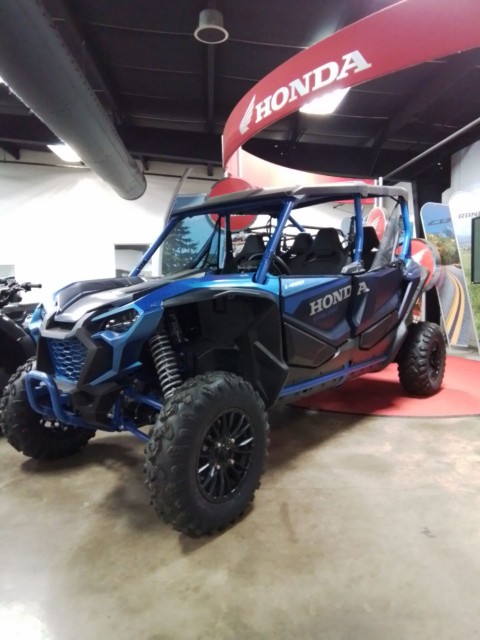 2025 Honda Talon 1000X-4 FOX Live Valve in Greenville, Texas - Photo 6