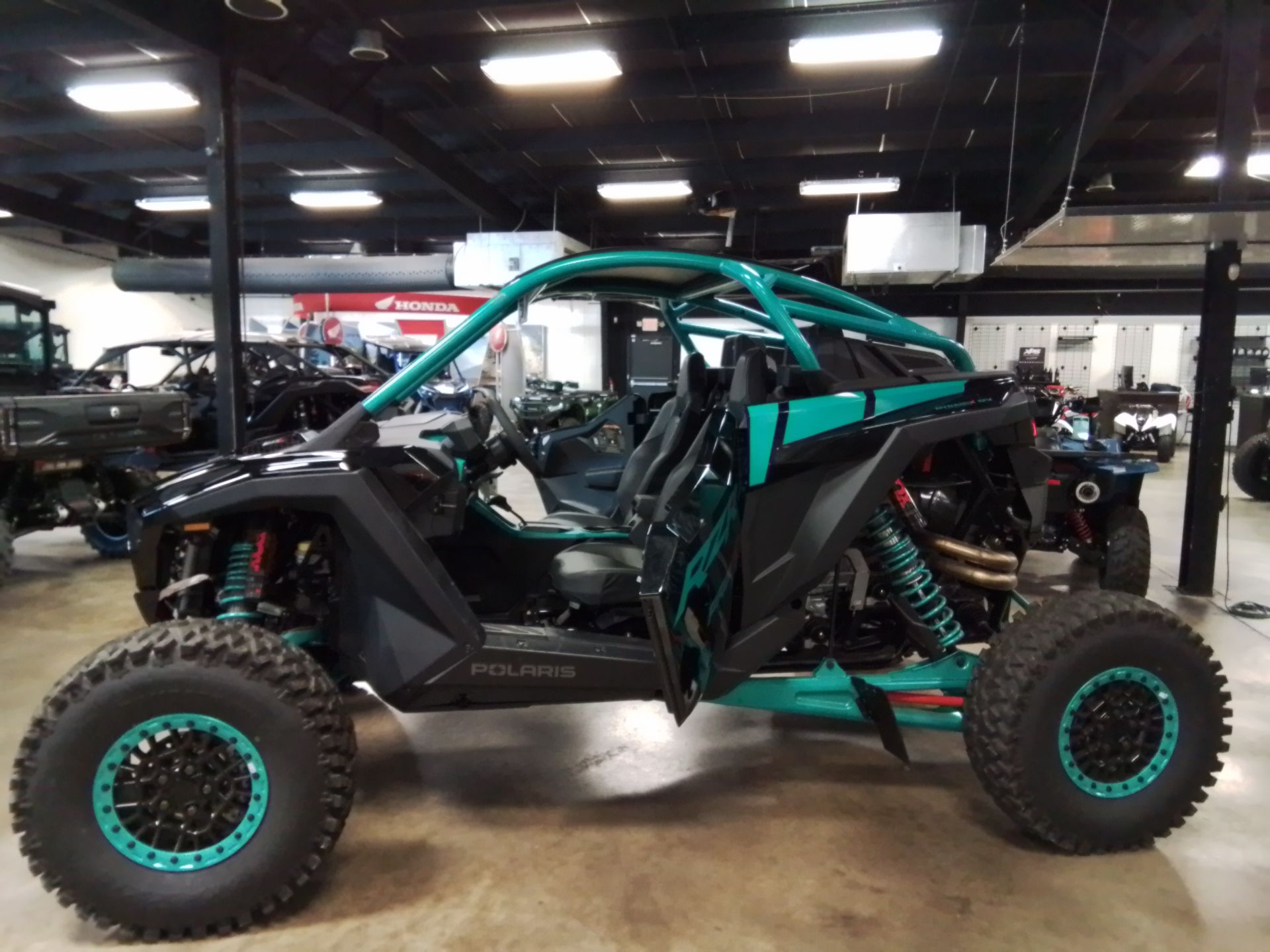 2025 Polaris RZR PRO R Ultimate in Greenville, Texas - Photo 2