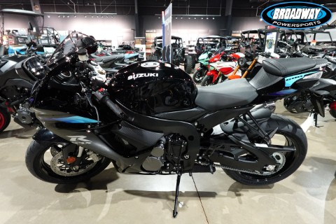2027 Suzuki GSX-R600 — photo 1 of 11