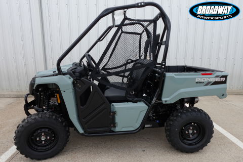 2026 Honda Pioneer 520 — photo 1 of 9