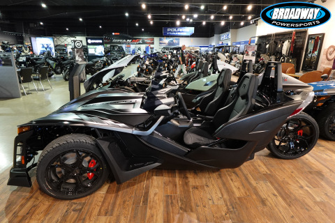 2026 Slingshot R - AutoDrive
