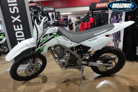 2027 Kawasaki KLX140R — photo 1 of 7