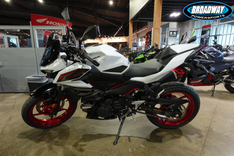 2026 Kawasaki Z500 SE ABS