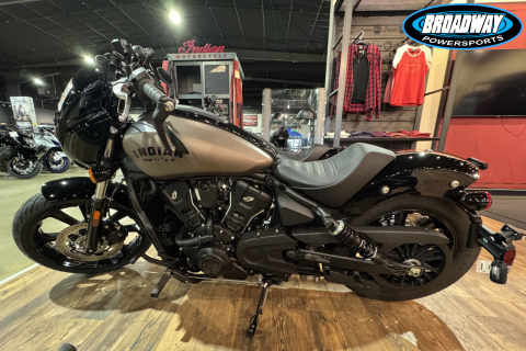 2025 Indian Sport Scout Limited +Tech — photo 1 of 7