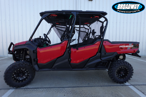 2025 Honda Pioneer 1000-6 Deluxe Crew — photo 1 of 13