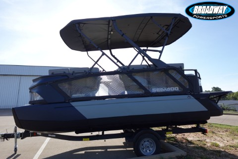 2026 Sea-Doo Switch Cruise Limited 18 - 300 hp — photo 1 of 7