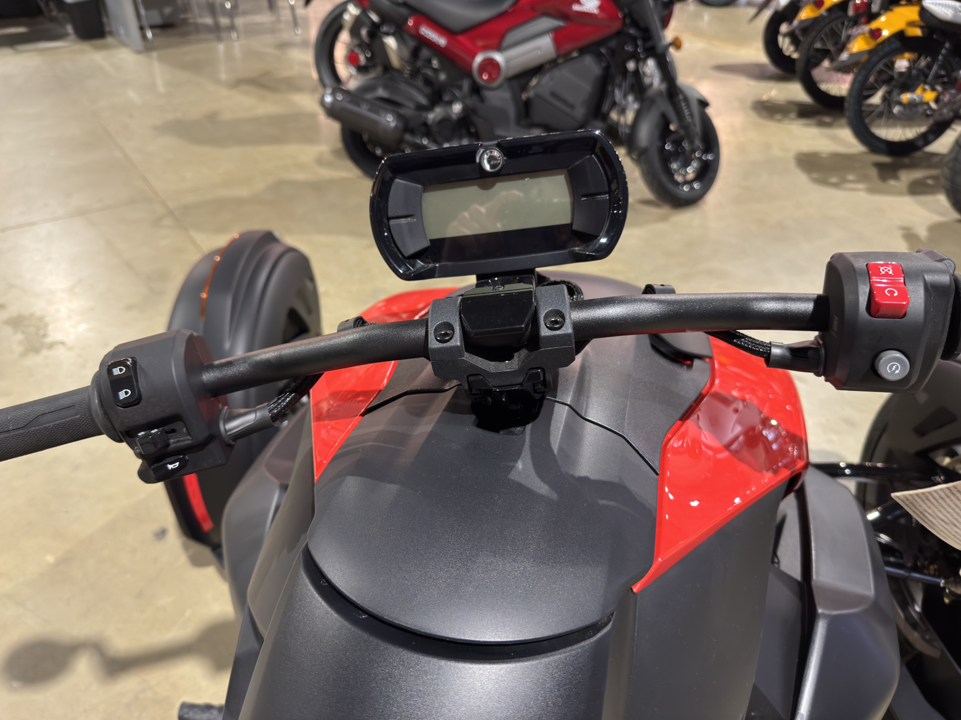 2025 Can-Am™ Ryker 600 ACE 5