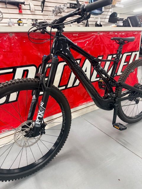 specialized electric bicycles for sale Turbo Levo 4 Expert Gloss Cypress Metallic / Silver Dust / S6 performance electric transportation bike designed to get you where youre going with speed Specialized Electric Bikes | Motion