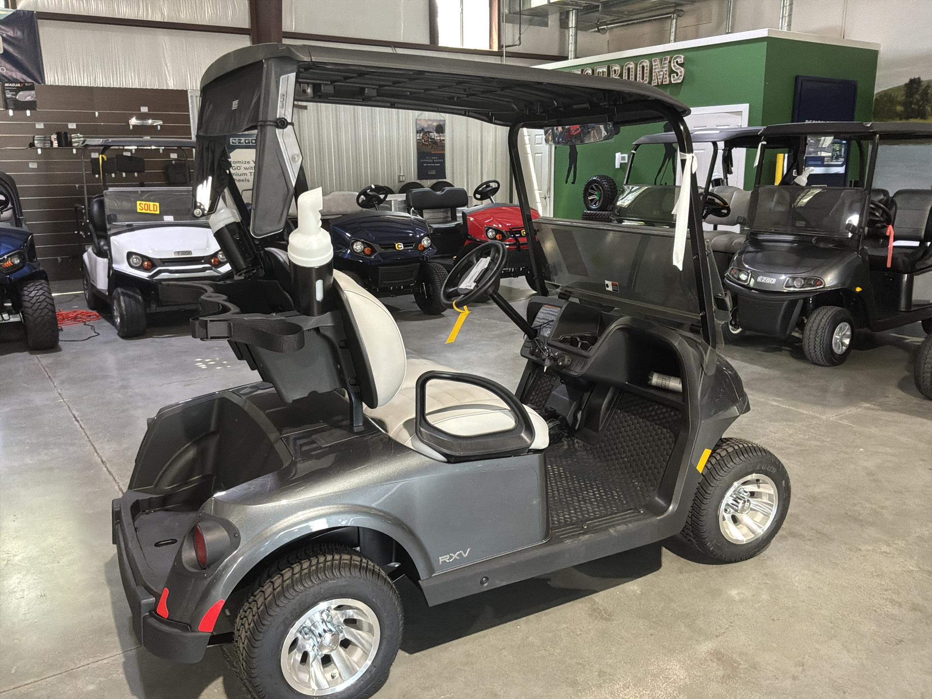 2027 EZGO RXV
