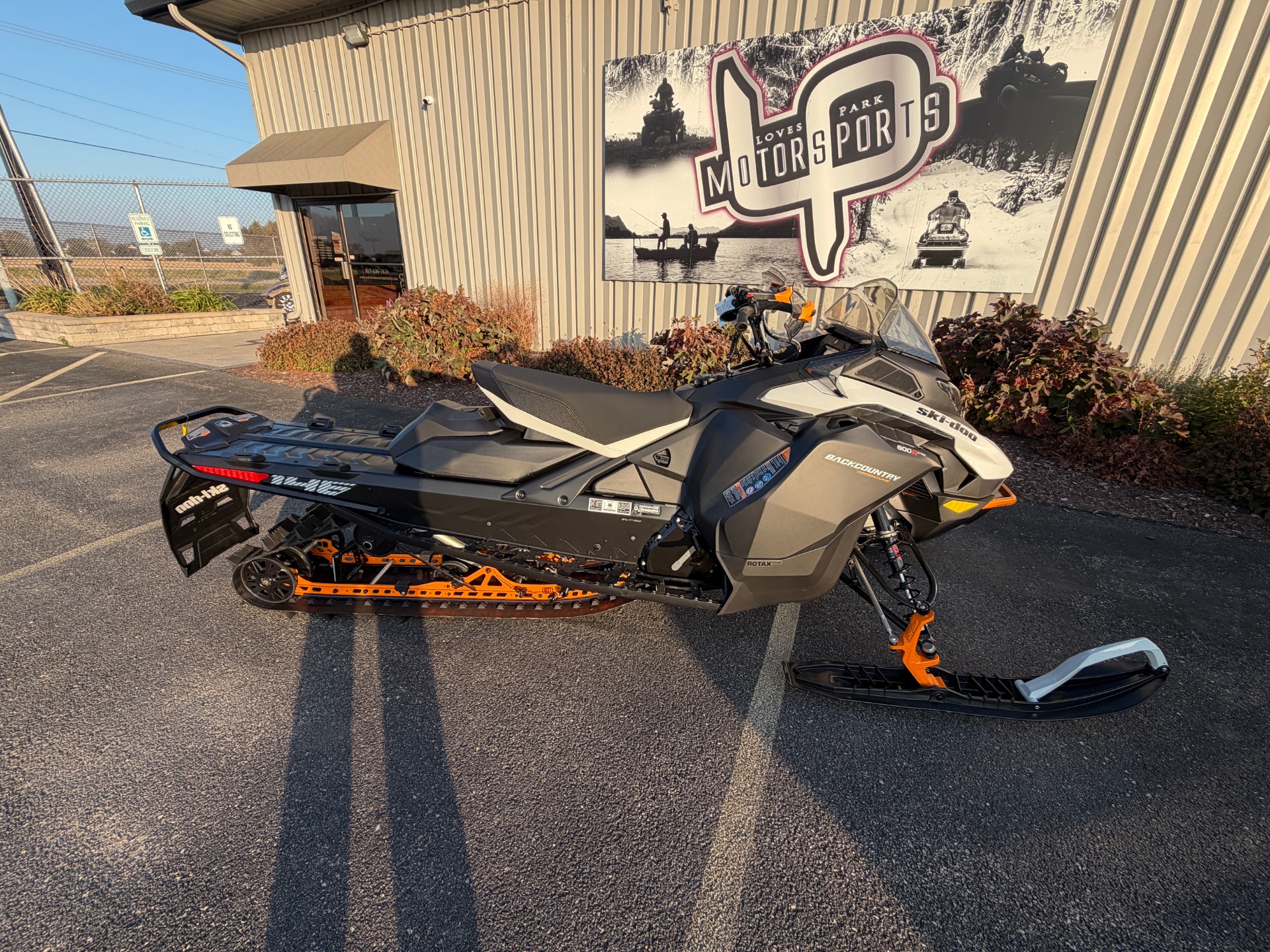 New 2026 Ski-Doo Backcountry Adrenaline 600R E-TEC ES PowderMax