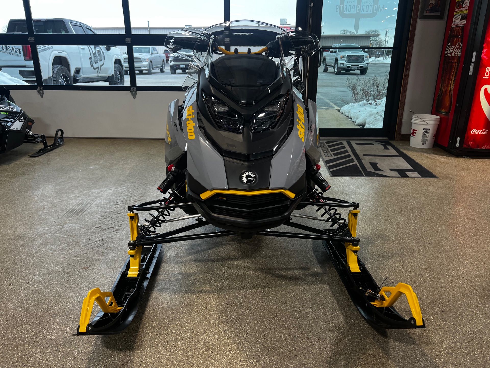 New 2026 Ski-Doo MXZ Adrenaline w/ Blizzard Package 137 850 E-TEC