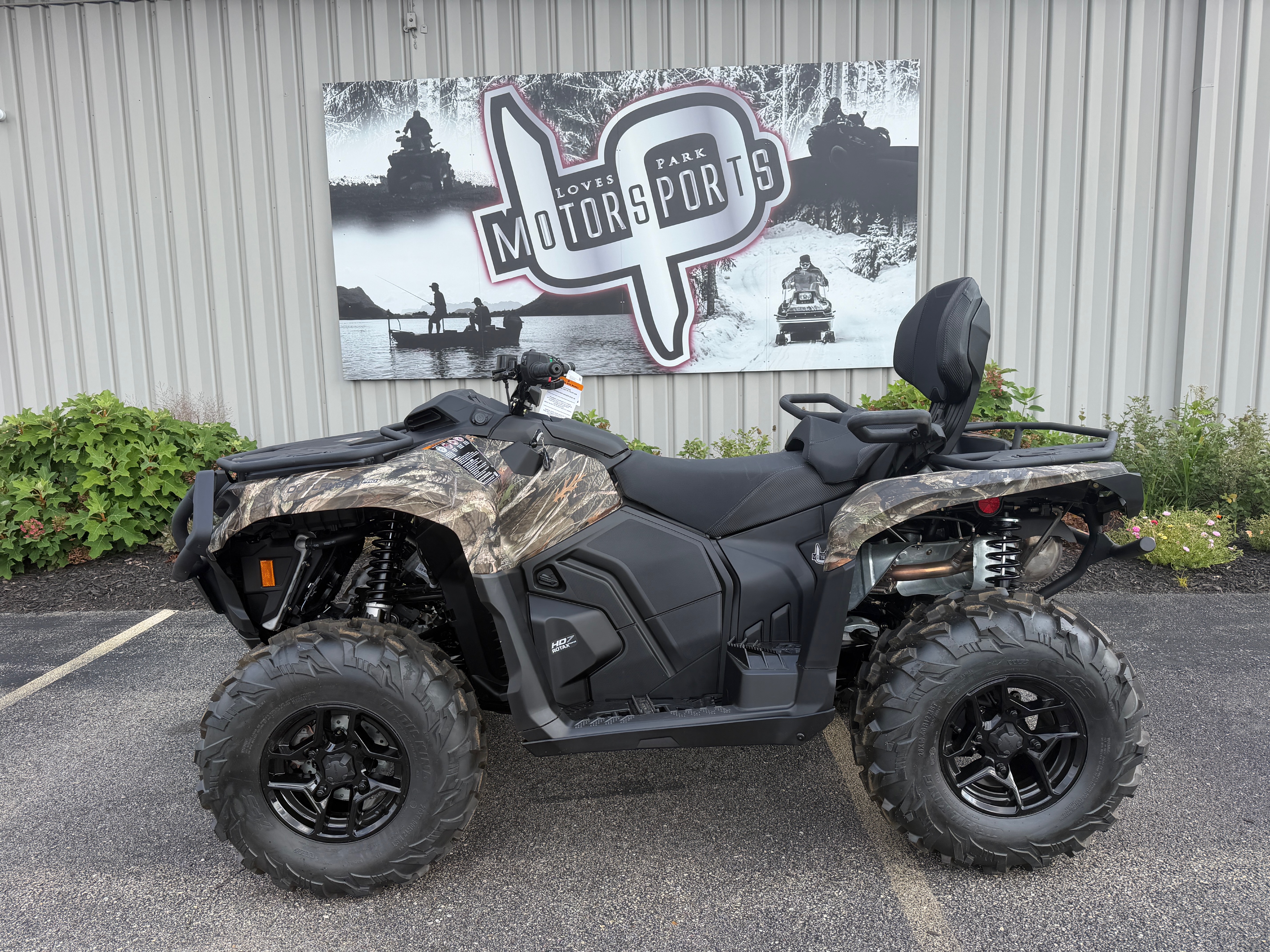 2026 Can-Am Outlander MAX PRO Hunting Edition HD7
