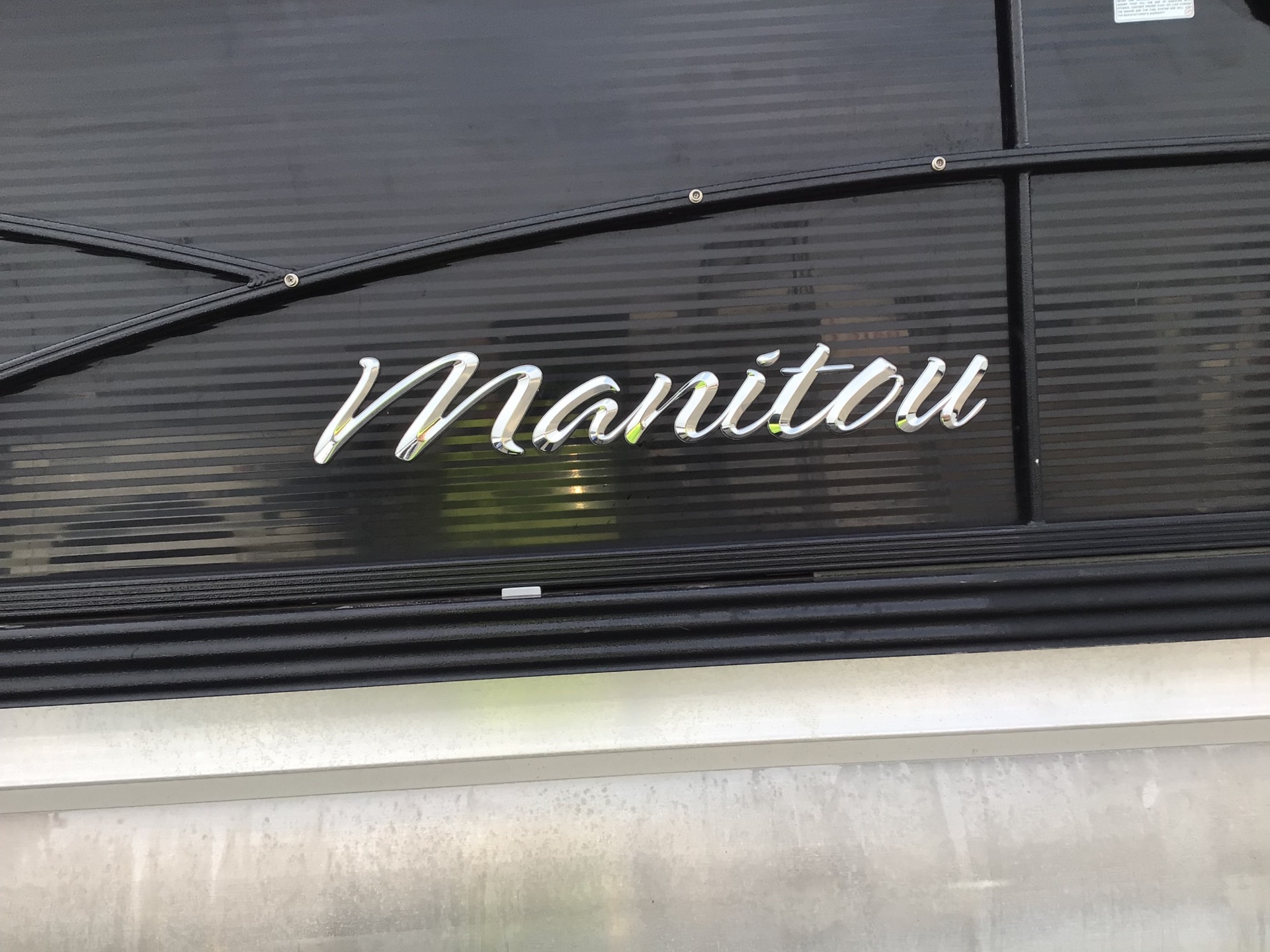 2017 Manitou 25 Aurora LE in Roscoe, Illinois - Photo 17