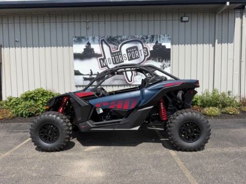 2026 Can-Am Maverick X3 DS TURBO — photo 1 of 10