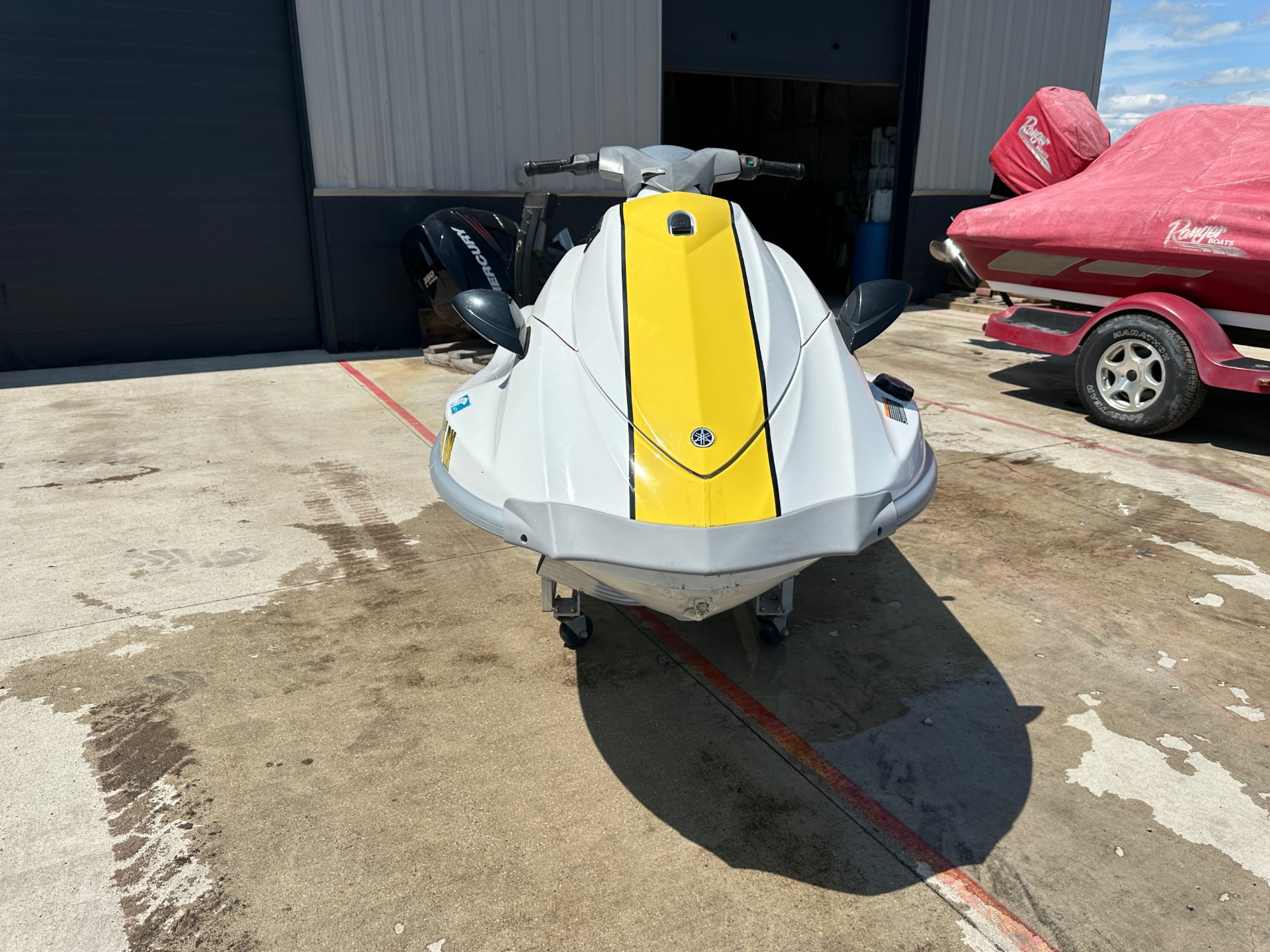 2005 Yamaha WaveRunner® VX™ 110 Deluxe in Roscoe, Illinois - Photo 2