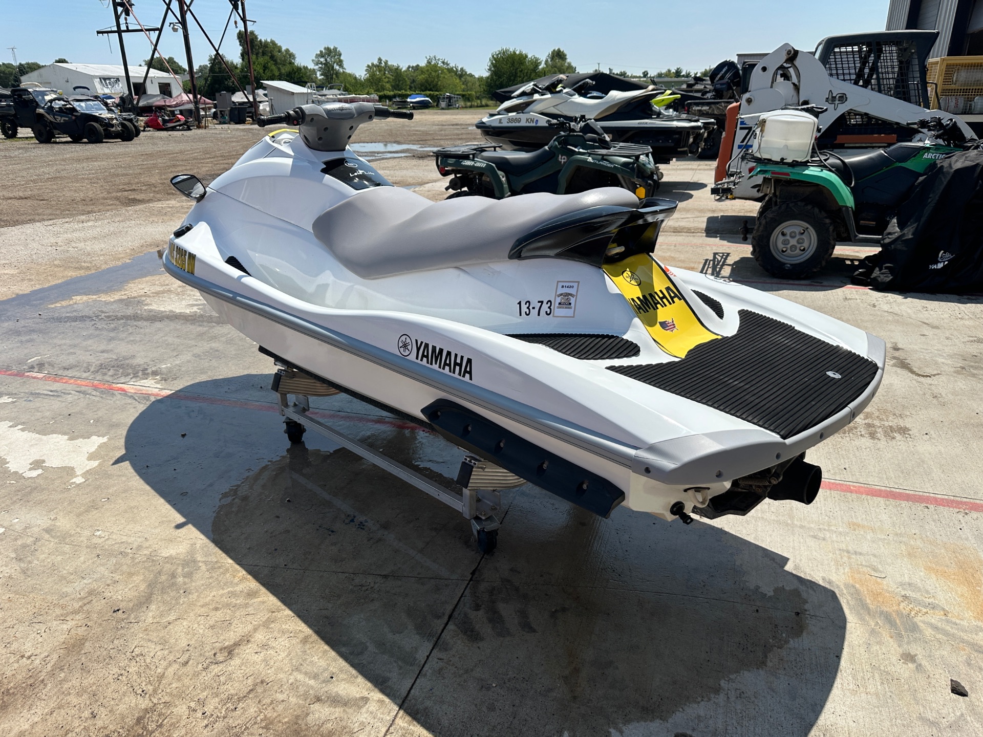 2005 Yamaha WaveRunner® VX™ 110 Deluxe in Roscoe, Illinois - Photo 5