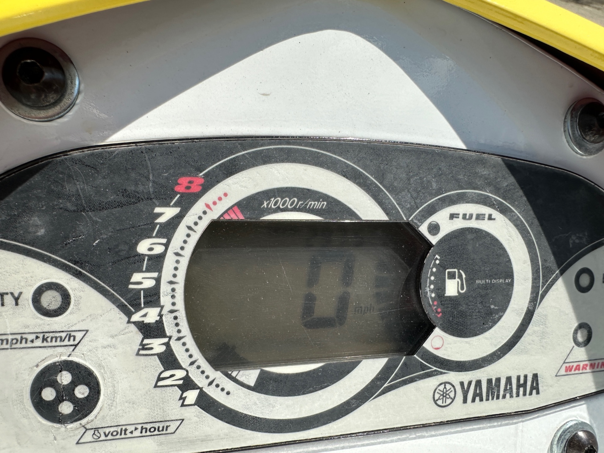 2005 Yamaha WaveRunner® VX™ 110 Deluxe in Roscoe, Illinois - Photo 6