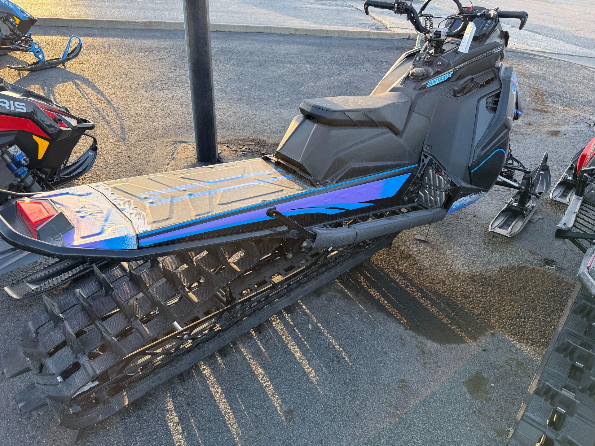 2026 Polaris 850 PRO RMK 155 SC 3