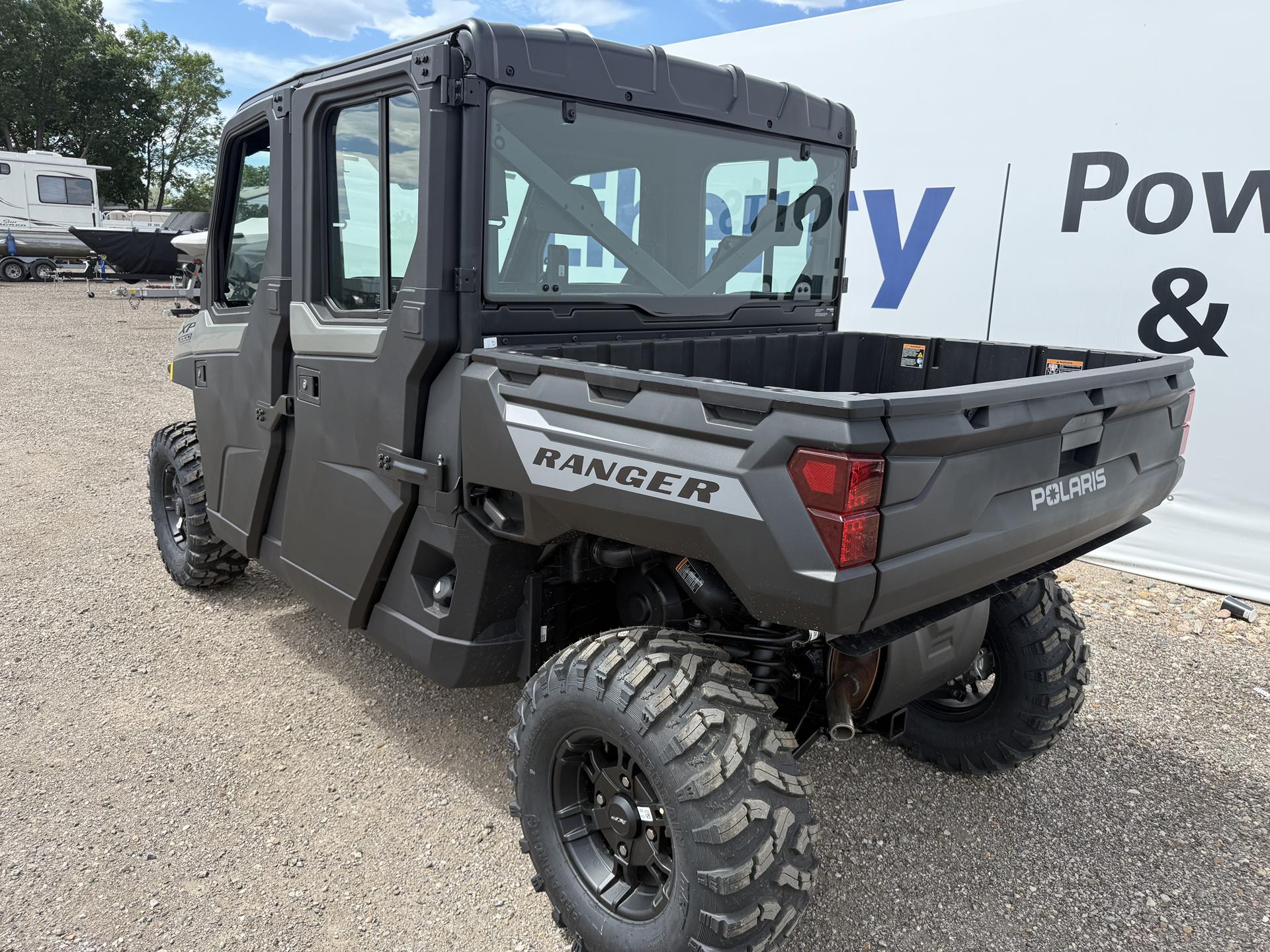 2027 Polaris Ranger Crew XP 1000 Cab 6